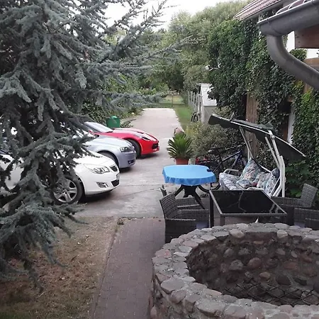 Gaestezimmer Sommer Гостевой дом Locktow