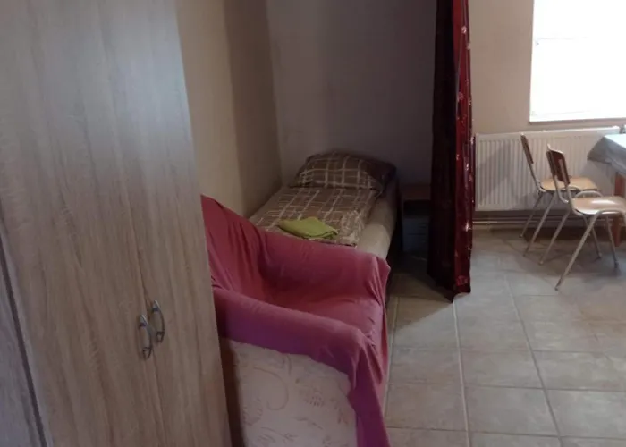 Gaestezimmer Sommer Pensión Locktow