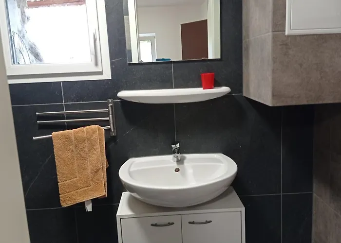 Gaestezimmer Sommer Locktow